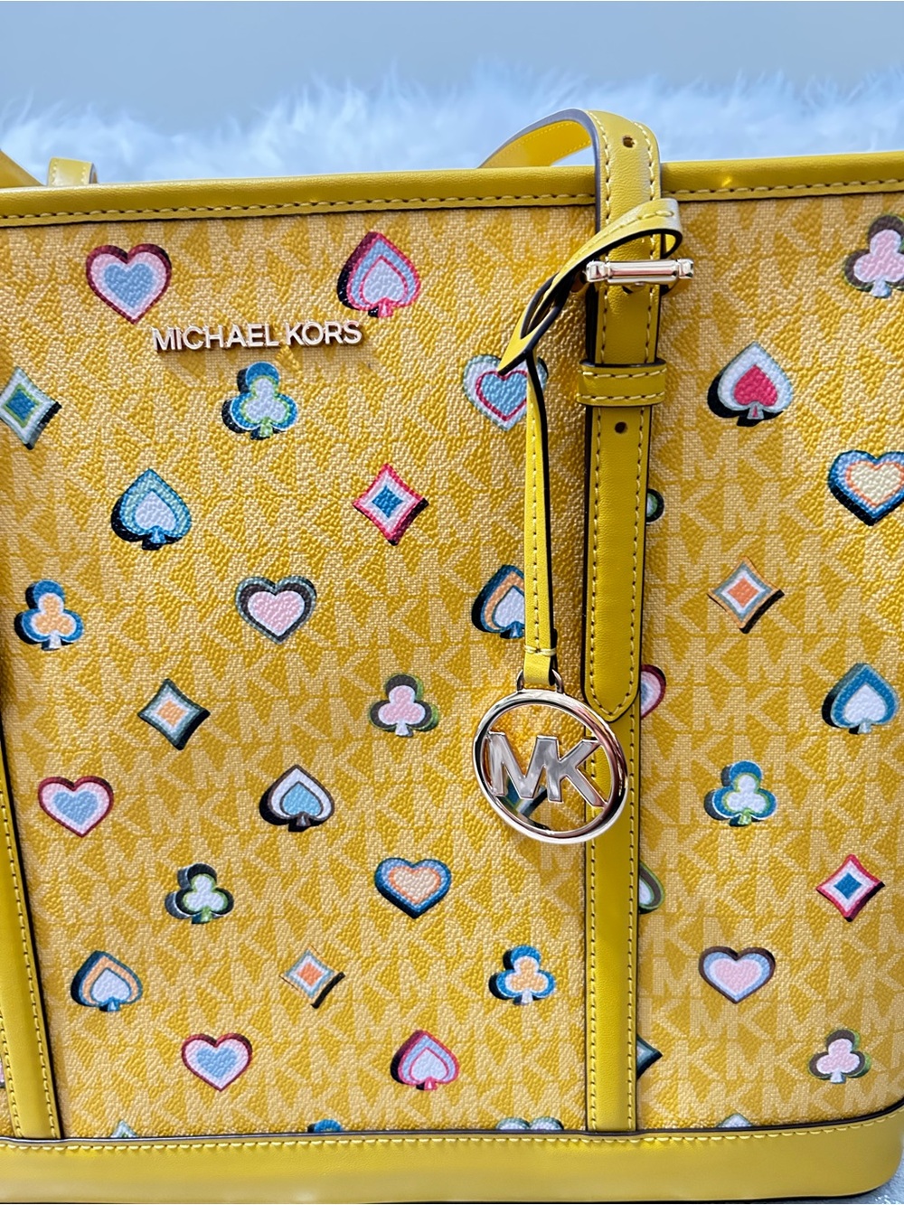 NWT Michael Kors, XL, Honey Yellow, Jet Set Tote Bag Diner/Taxi Motifs - Picture 5 of 12